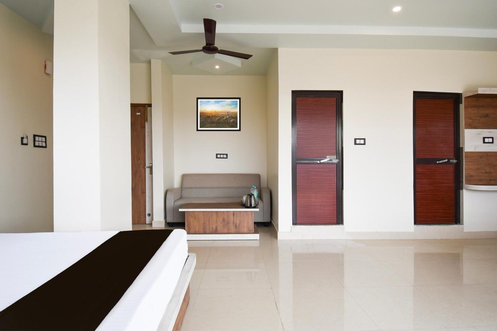 Hotel O Nilmadhab International Tarapith Bagian luar foto